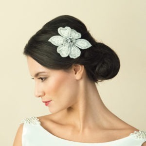 Hannahlee - Rhodium Crystal and Pearl Encrusted Statement Retro Flower Clip